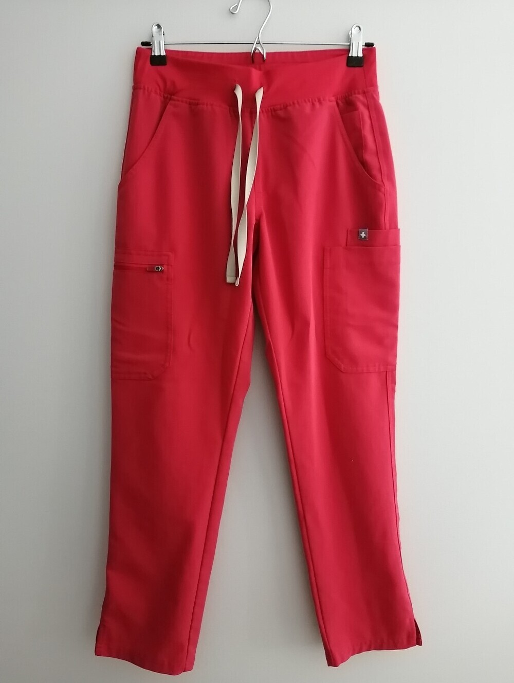 Figs Yola Yoga Scrub Pants in Limited Edition Neon Red Straight Leg XS Petite